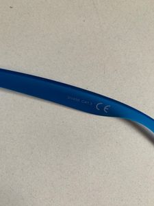 Small size UV 400 protective glass