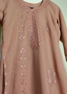 Elegant Embroidered Kurta