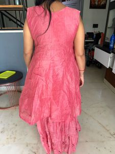 Beautiful Pink Embroidered Kurta &amp;skirt set