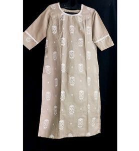🤍EMBROIDERED BEIGE KURTI PANT SET🤍