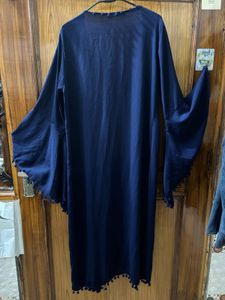 🌸Stylish Navy Blue Pom-Pom Shrug