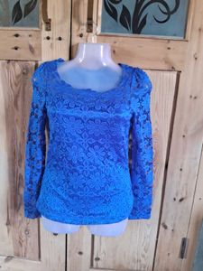 Chic Blue Lace Long Sleeve Top
