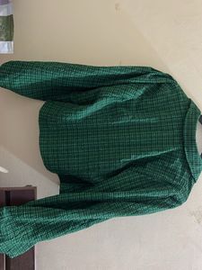 Chic Green Checkered Cropped Top