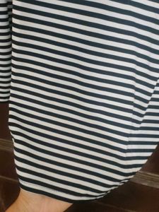 Striped black and white top