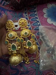 Elegant Gold Jhumka Earrings