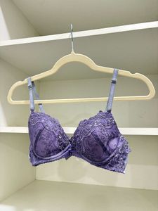 Women Lavender Lace Bra