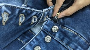 High Waist Jeans