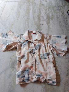 Abstract Print Button-Up Shirt