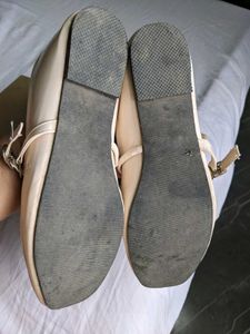 Nude Ballerinas