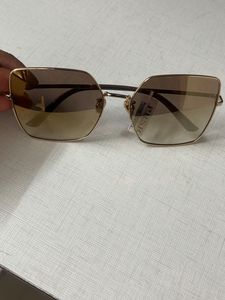 Stylish Geometric Frame Sunglasses