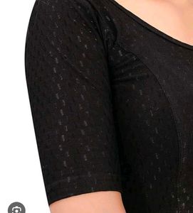 H&amp;M Black Broderie Anglaise Crop Top