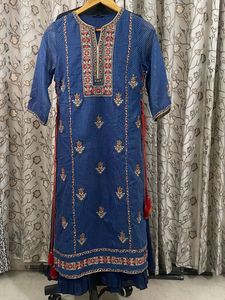 Elegant Blue Striped Kurta Set