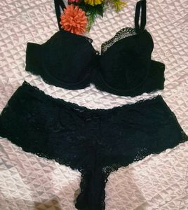 Black Lace Bra and Panty Set