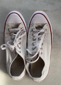 Converse Shoes (original Chuck Taylor White)
