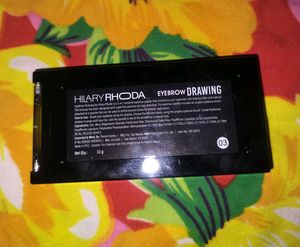 Hilary Rhoda Eyebrow Drawing