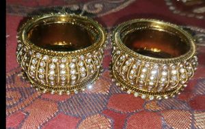 Antique Gold Tone Bangle Set