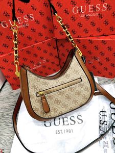 GUESS* *DEA 4G LOGO-PRINTED SHOULDER BAG*