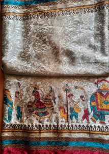 Exquisite Ethnic motifs Paithani Silk Saree