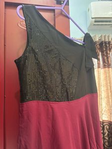Elegant One-Shoulder Sequin dress