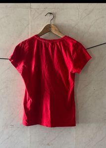 Wonder Woman Graphic T-Shirt with jeans