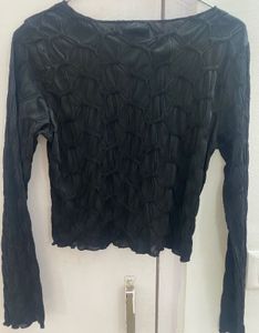 Black Textured Long Sleeve Crop Top