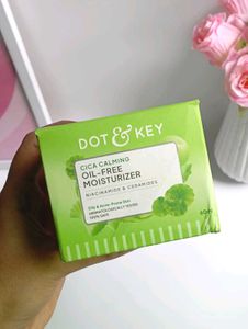 Dot &amp; Key Cica Calming Moisturizer