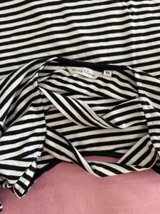 Striped T-shirt with Cut-out Back