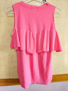 Chic Pink Ruffled Sleeveless Top