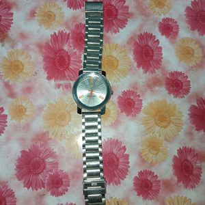 Fastrack Men’s Wrist Watch – Stylish & Genuine