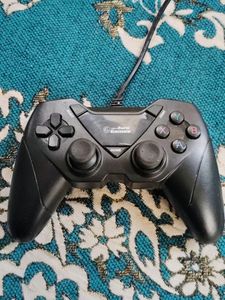 WIRED GAMEPAD FOR ANDROID AT BEST PRICE!!!!