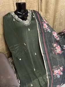 Elegant Green Kurta Set