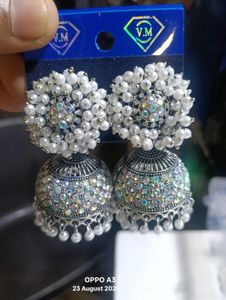 Elegant Pearl Kundan Jhumka Earrings