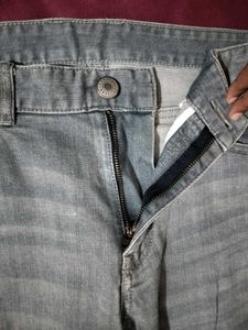 women's Light Wash Distressed Denim Jeans