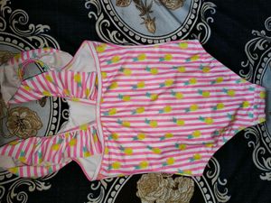 Girls' Pineapple Print Top