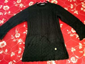 black woolen sweater for women