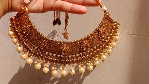 Elegant Gold-Tone Pearl Necklace
