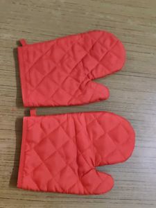 Brand New Red Quilted Oven Mitts