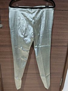 Short top and pants