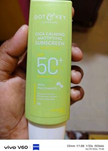 Dot &amp; Key Cica Mattifying Sunscreen SPF 50 PA+++
