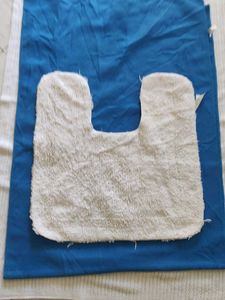 Plush U-Shaped Bath Mat