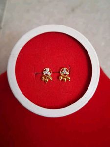 Gold Diamond Stud Earrings