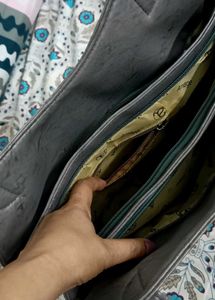 Stylish Grey Shoulder Bag