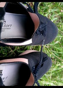 Stylish Black Sports Shoes