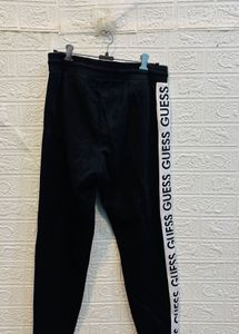 🇬🇧 Guess imported Jogger Pants