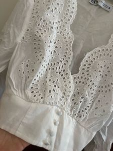 Chic White Broderie Anglaise V-Neck Top