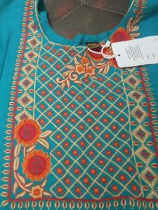 Elegant Turquoise Embroidered Kurta