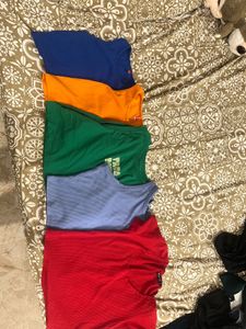🧨🧨buy before sold out ( 5 Colorful T-Shirts
