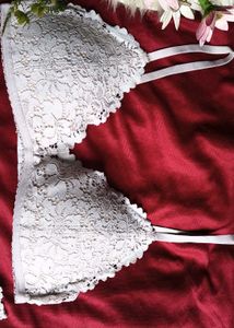Lace Bra and Panty Set