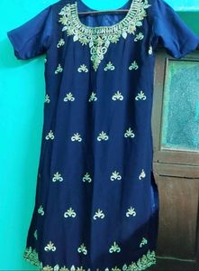 Elegant Navy Embroidered Kurti Set