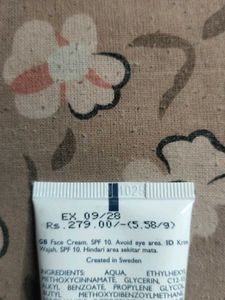 Oriflame Glow Essentials Face Cream